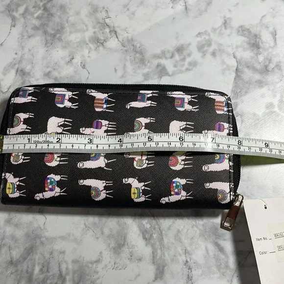 Vieta Llama Print Wallet NWT - Picture 6 of 10